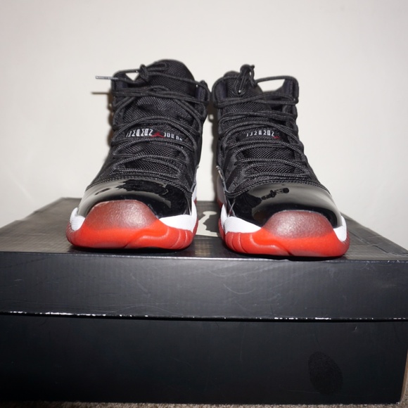 JORDAN | JORDAN 11 RETRO PLAYOFFS BRED - Picture 2 of 6